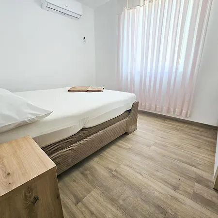 Vitafran * Pinezici (Krk)